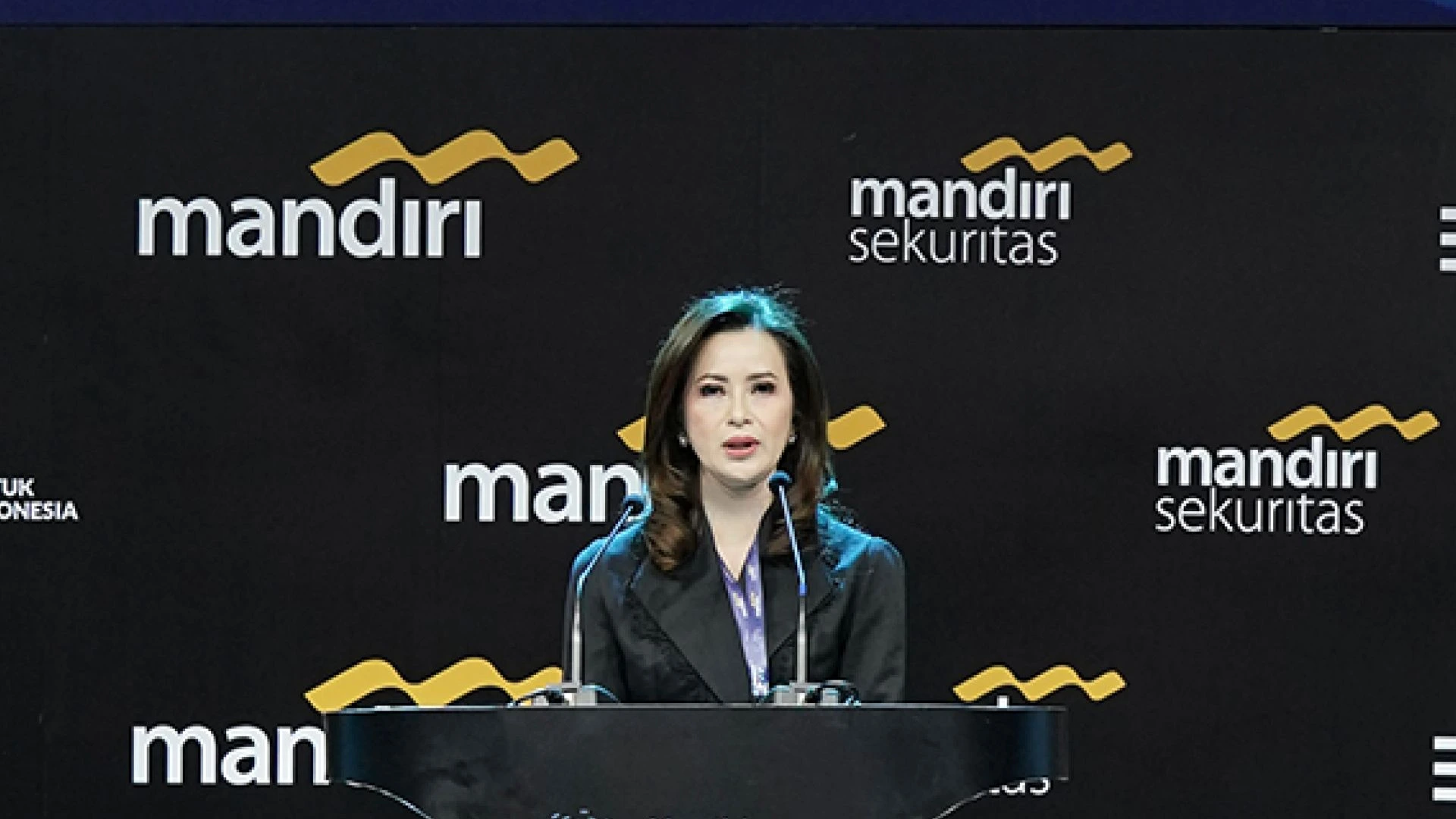 Alexandra Askandar Berikan Solusi Transfer Valas melalui Livin’ By Mandiri